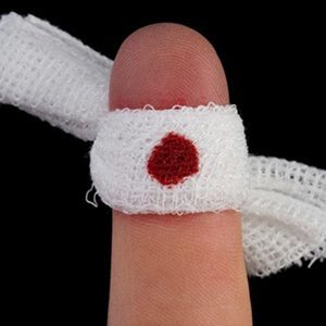 К чему порезать палец